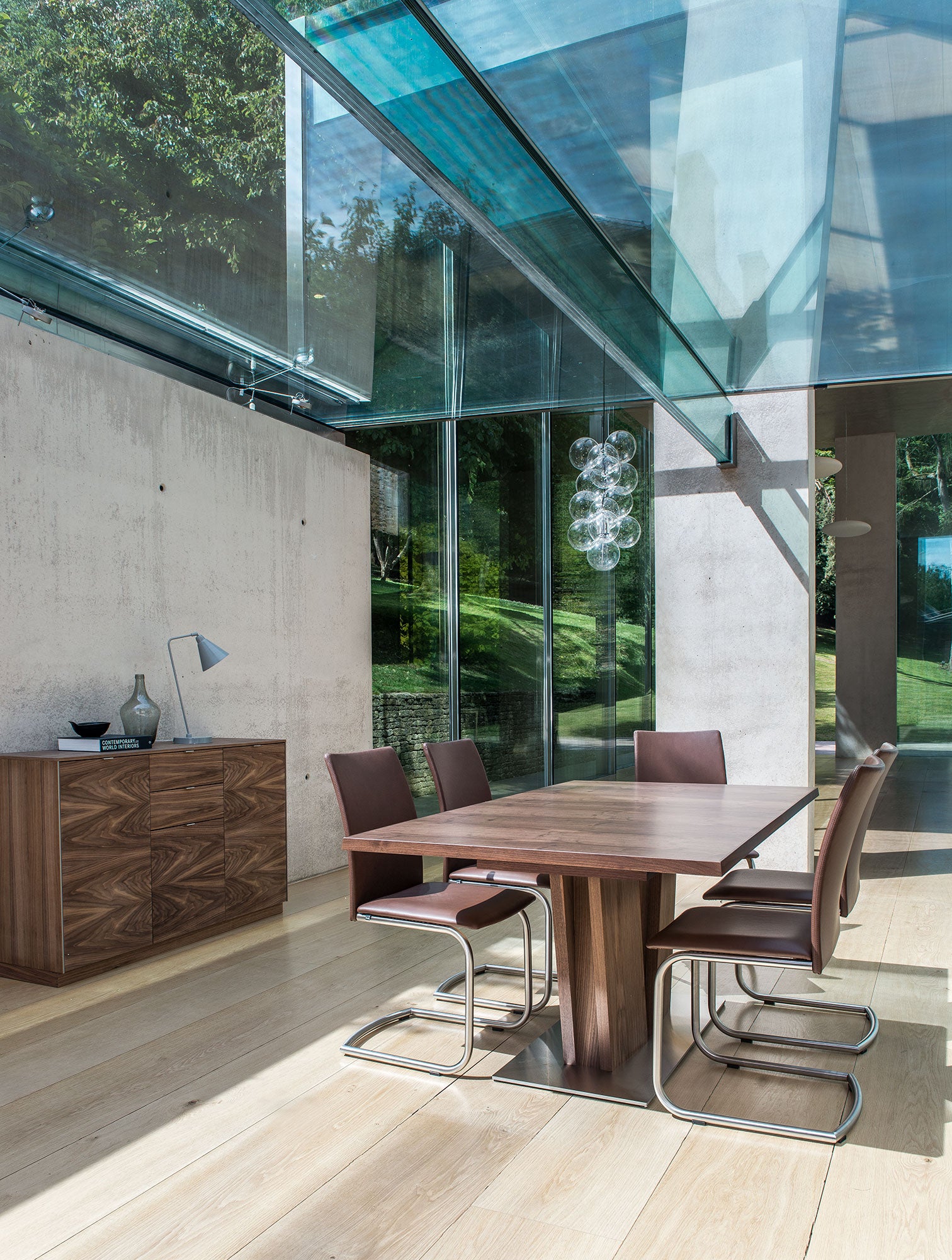 Sm37 Table Oak Lacquer 176-276X100X74cm