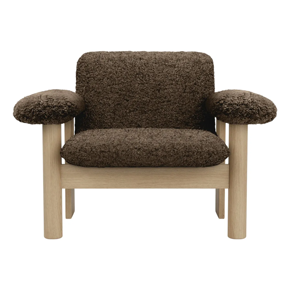 Brasilia Lounge Chair, Low Back, Solid Oak, Sheepskin Nevotex Root