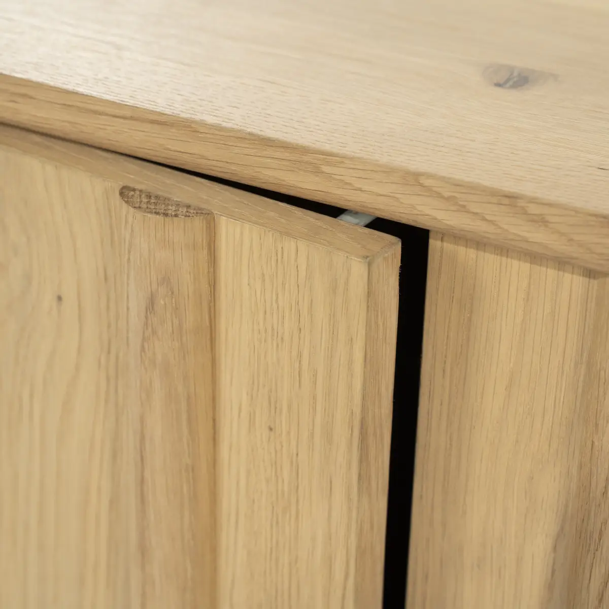 Jake 4 drs. TV cabinet - natural