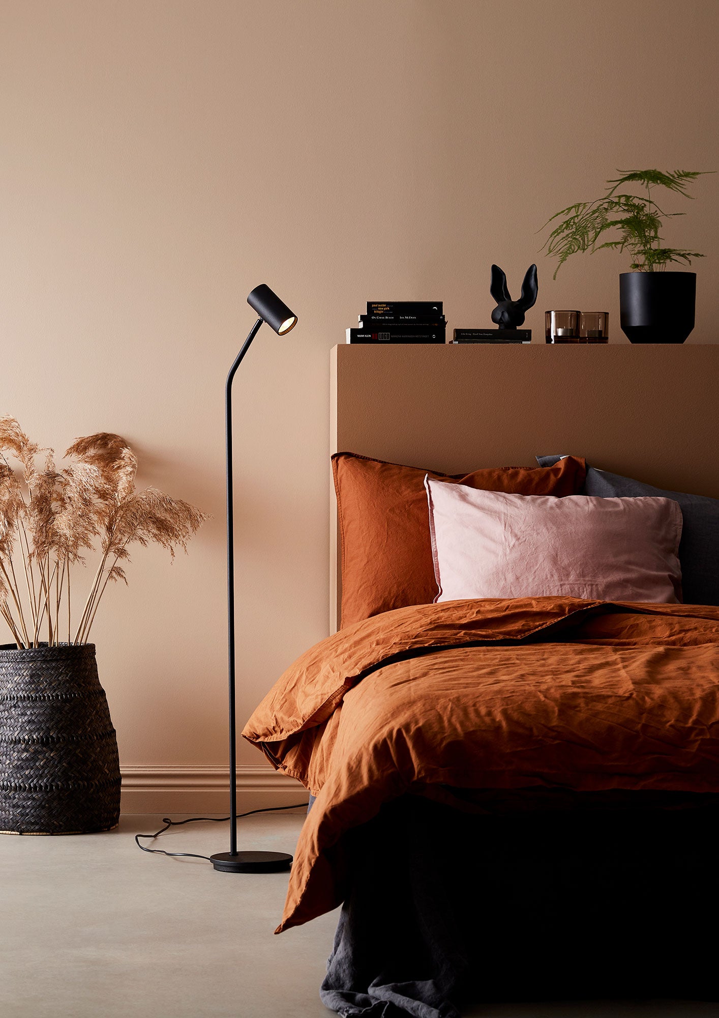 Tyson Floor Lamp Black Structure Gu10