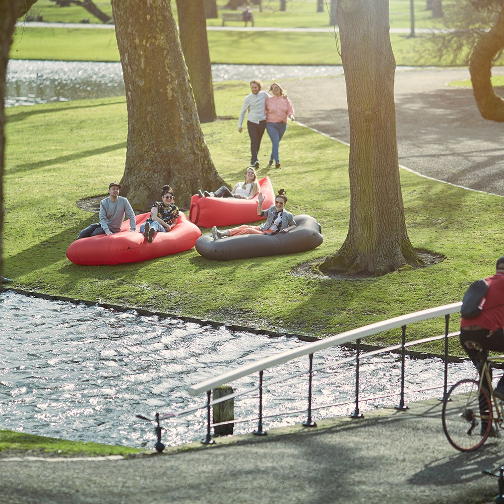 Lamzac inflatable divan sky blue