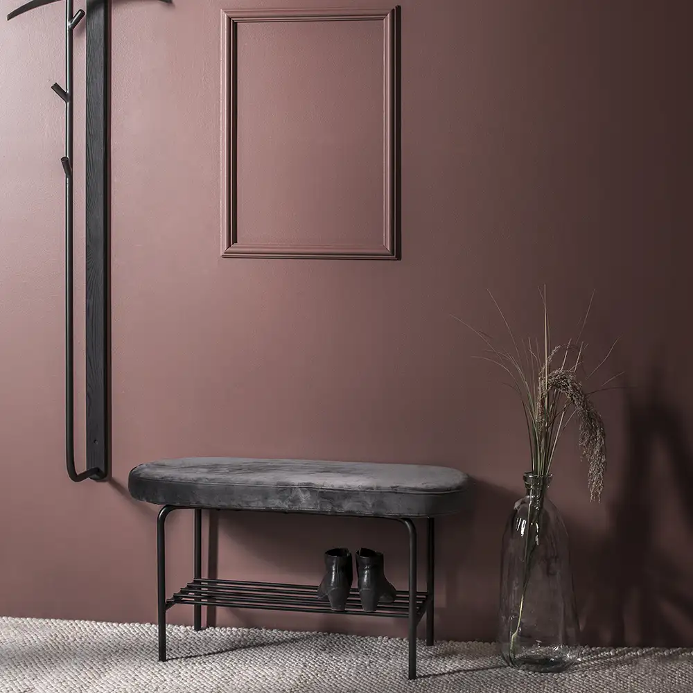 Town coat hanger Black