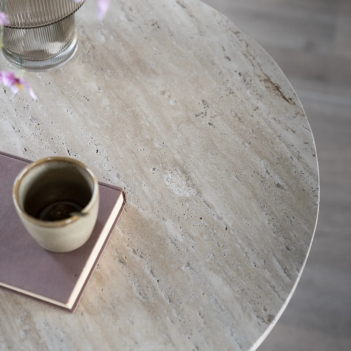 Aime Dining table - 70x75