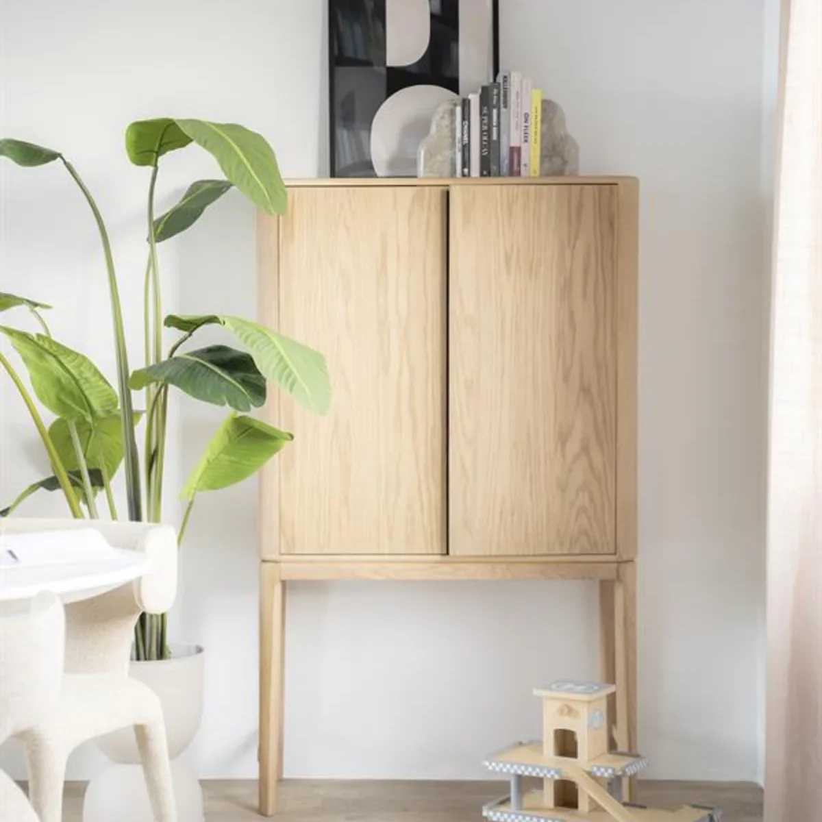 Harvey Cabinet