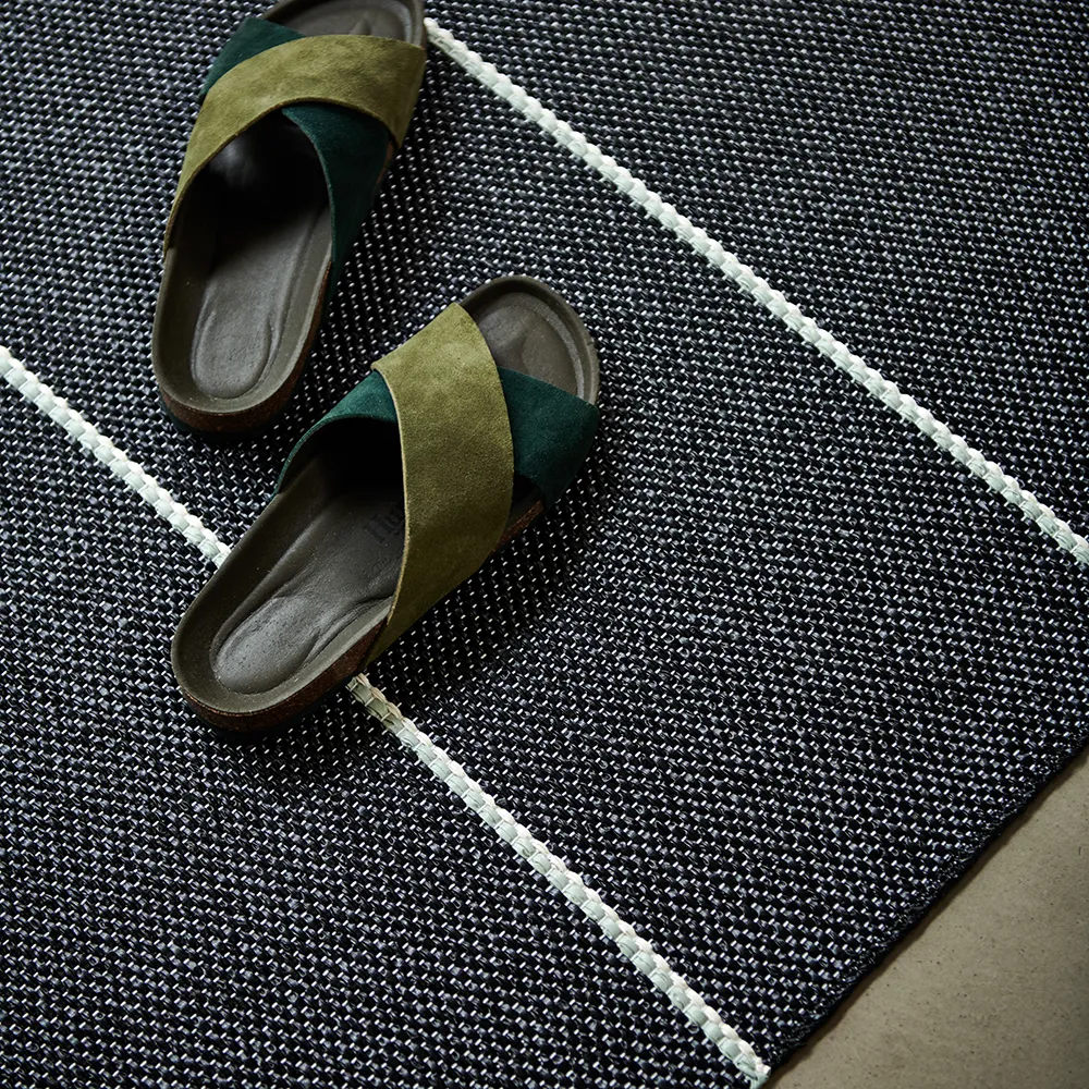 Lea rug Black/Misty Mint/Vanilla 70 x 150 cm