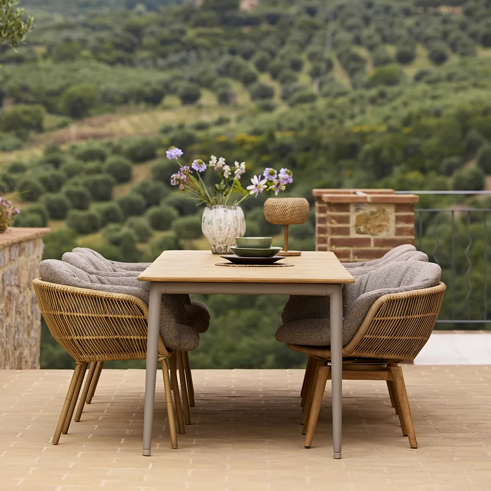 Stay Armchair Natural