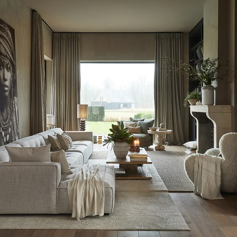 Courchevel Wing Chair White Lion