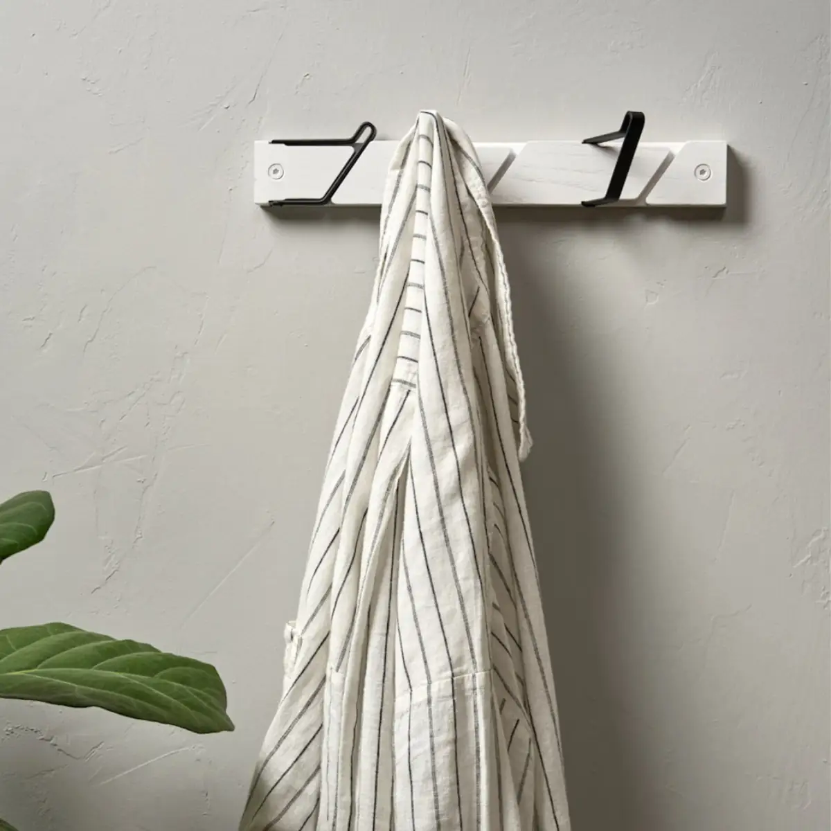 Tamburin Hook rail 52.5 cm White Black