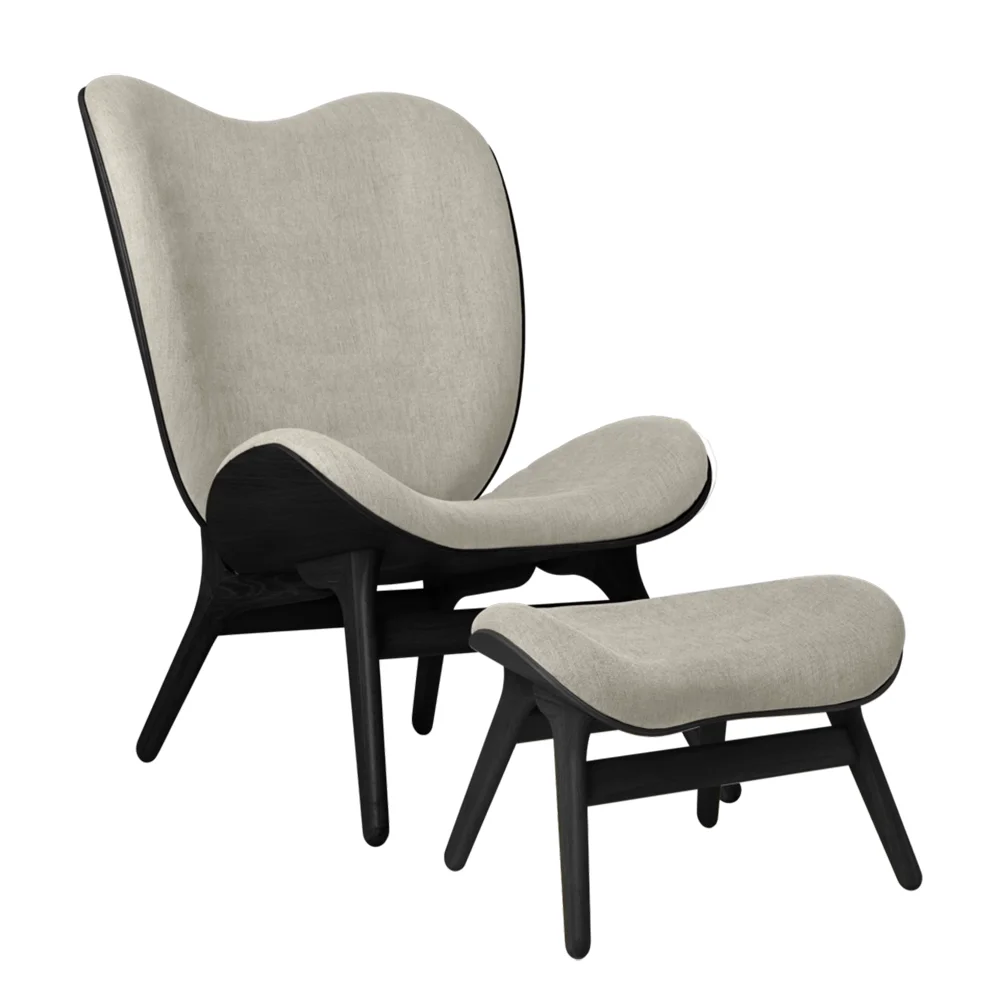 A Conversation Piece Lounge Chair Black Oak/White Sands