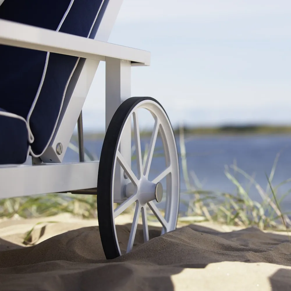 Sunbed With Armrests White Aluminium