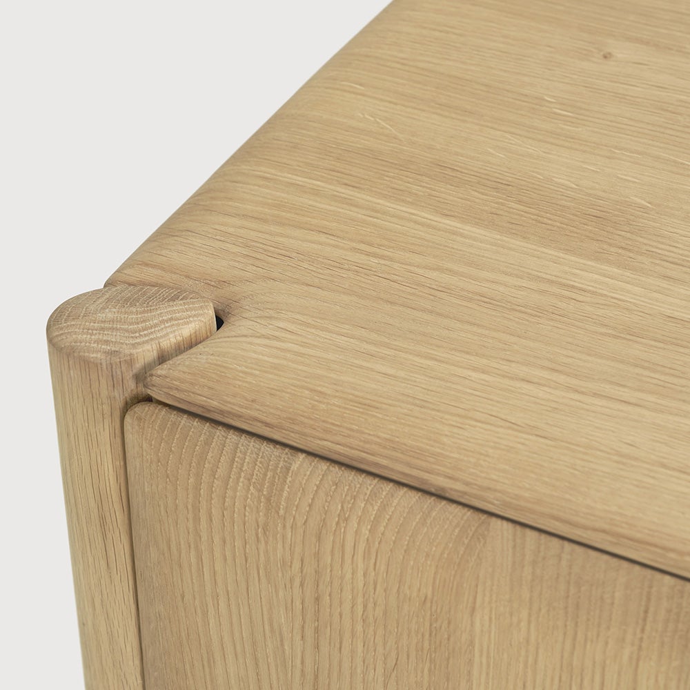 PI Tall cabinet 110 x 45 x 170 cm