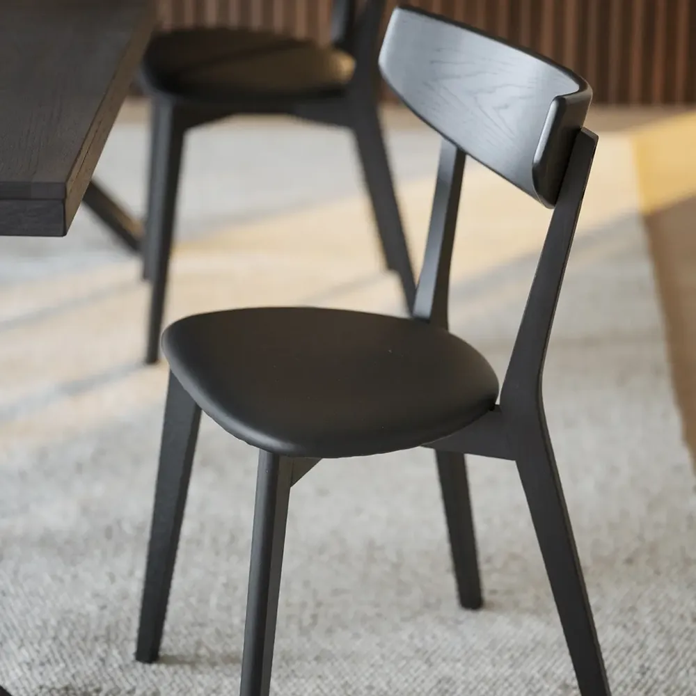 Ami dining chair black oak/black faux leather