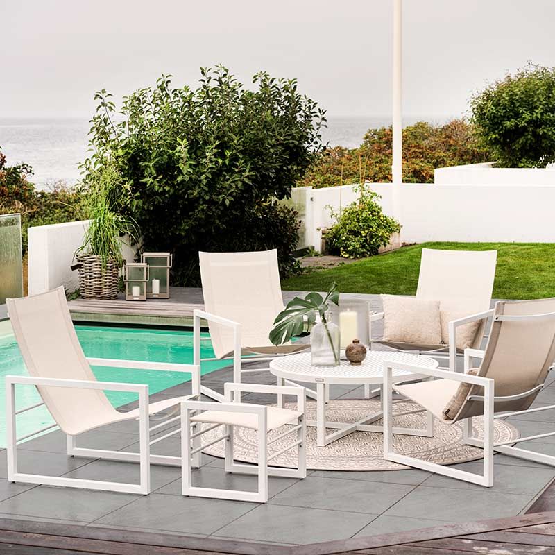 Vevi footstool white/white