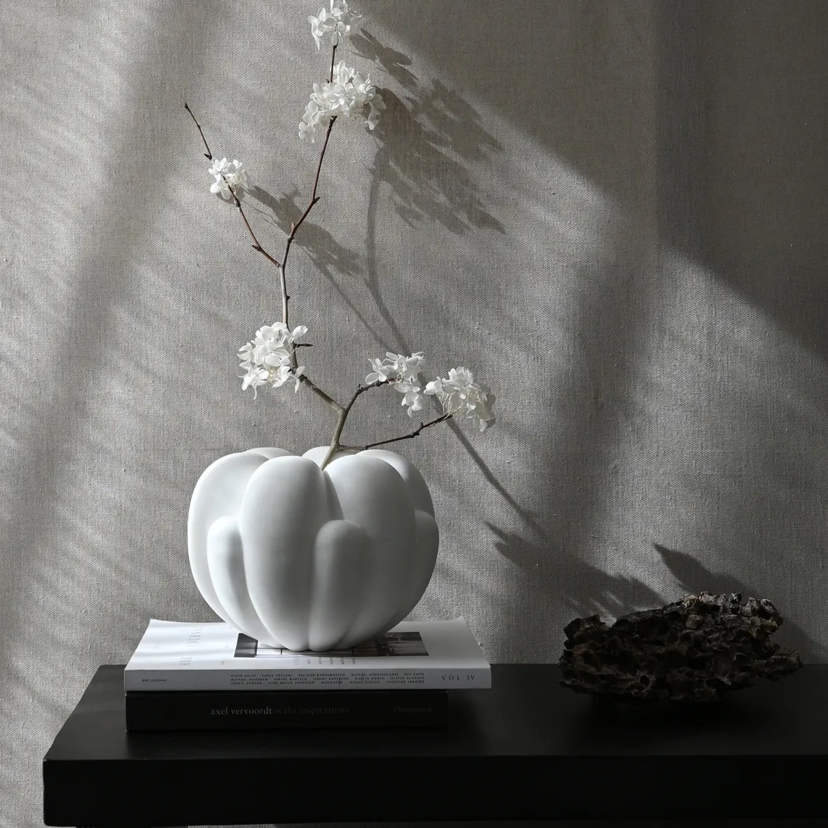 Handmade Vase Bloom Petit Bone White H18 cm