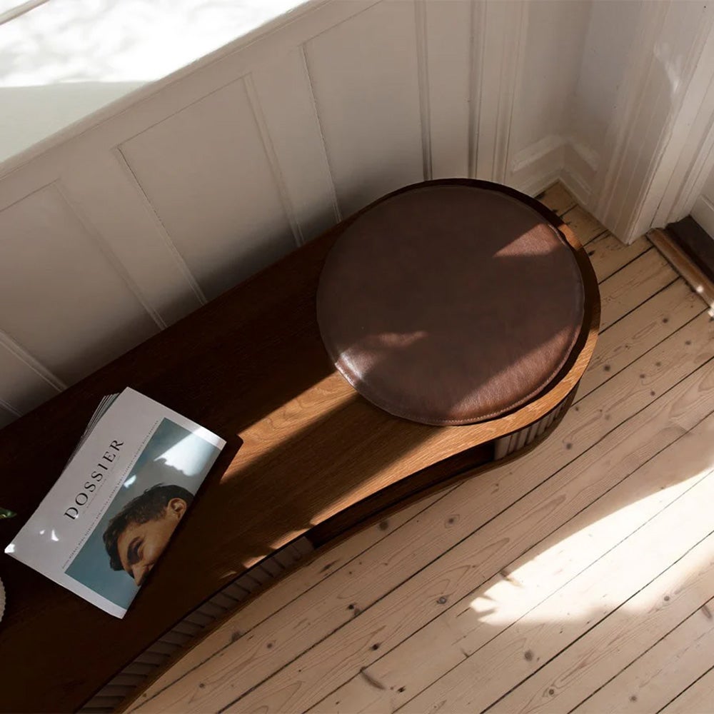 Audacious TV stand Dark Oak/Hazelnut