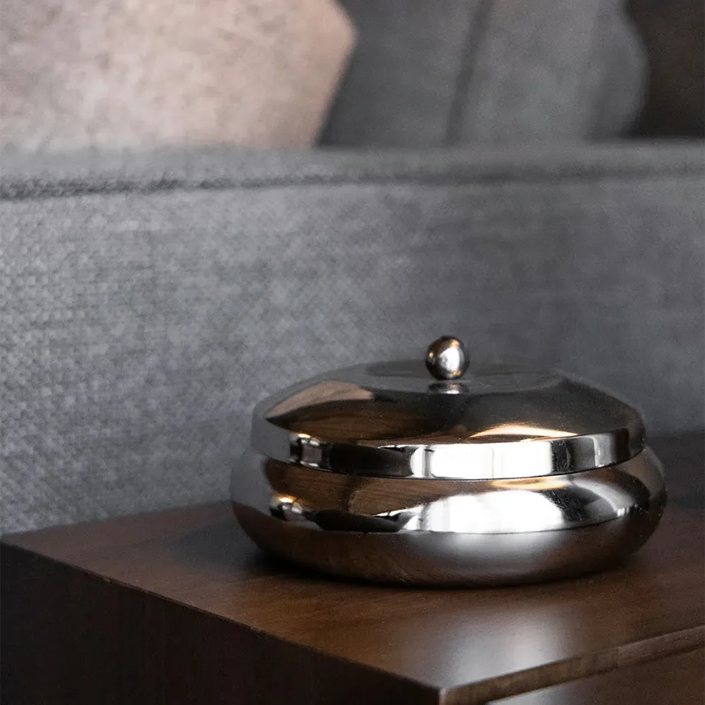 Armando decoration jars