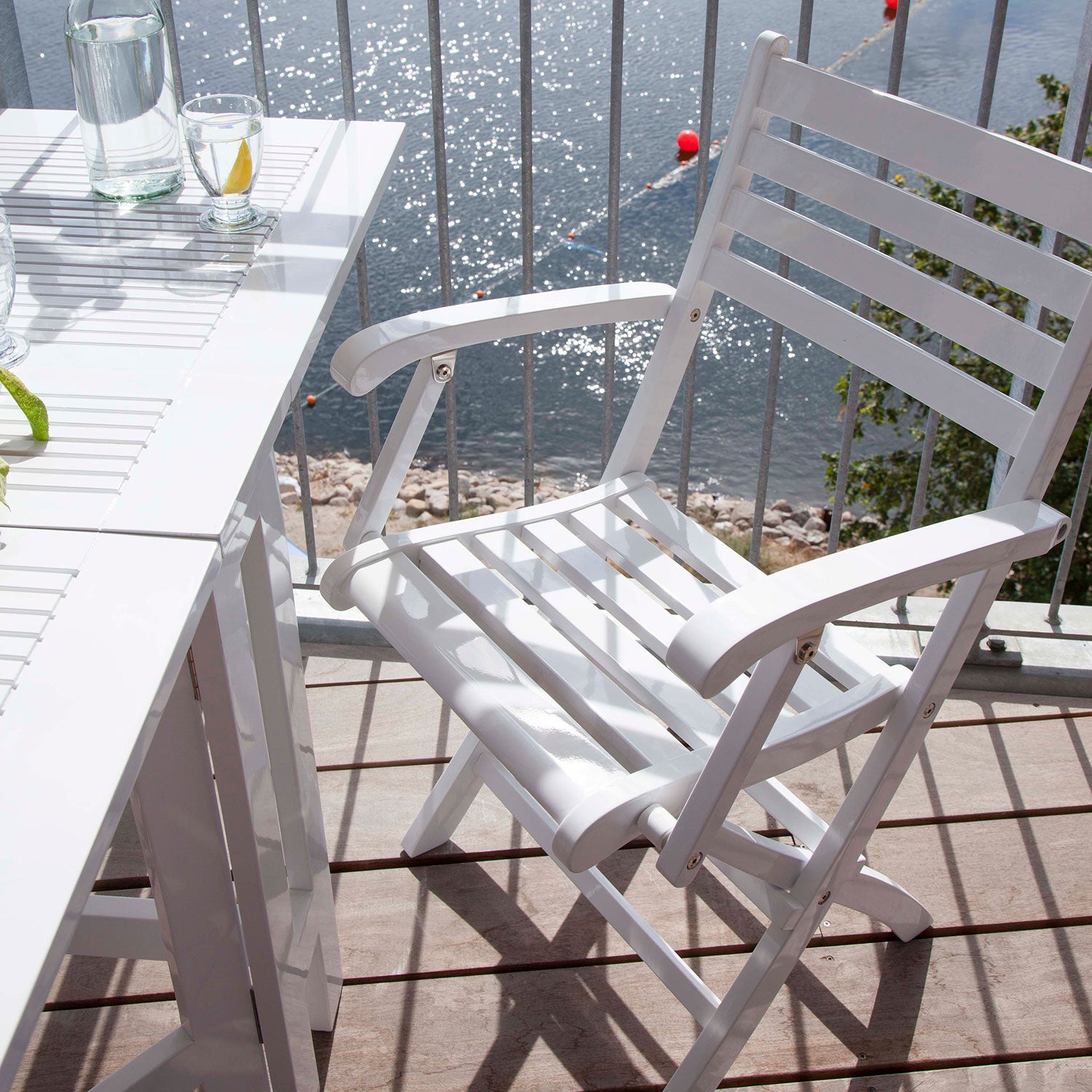 York folding armchair white