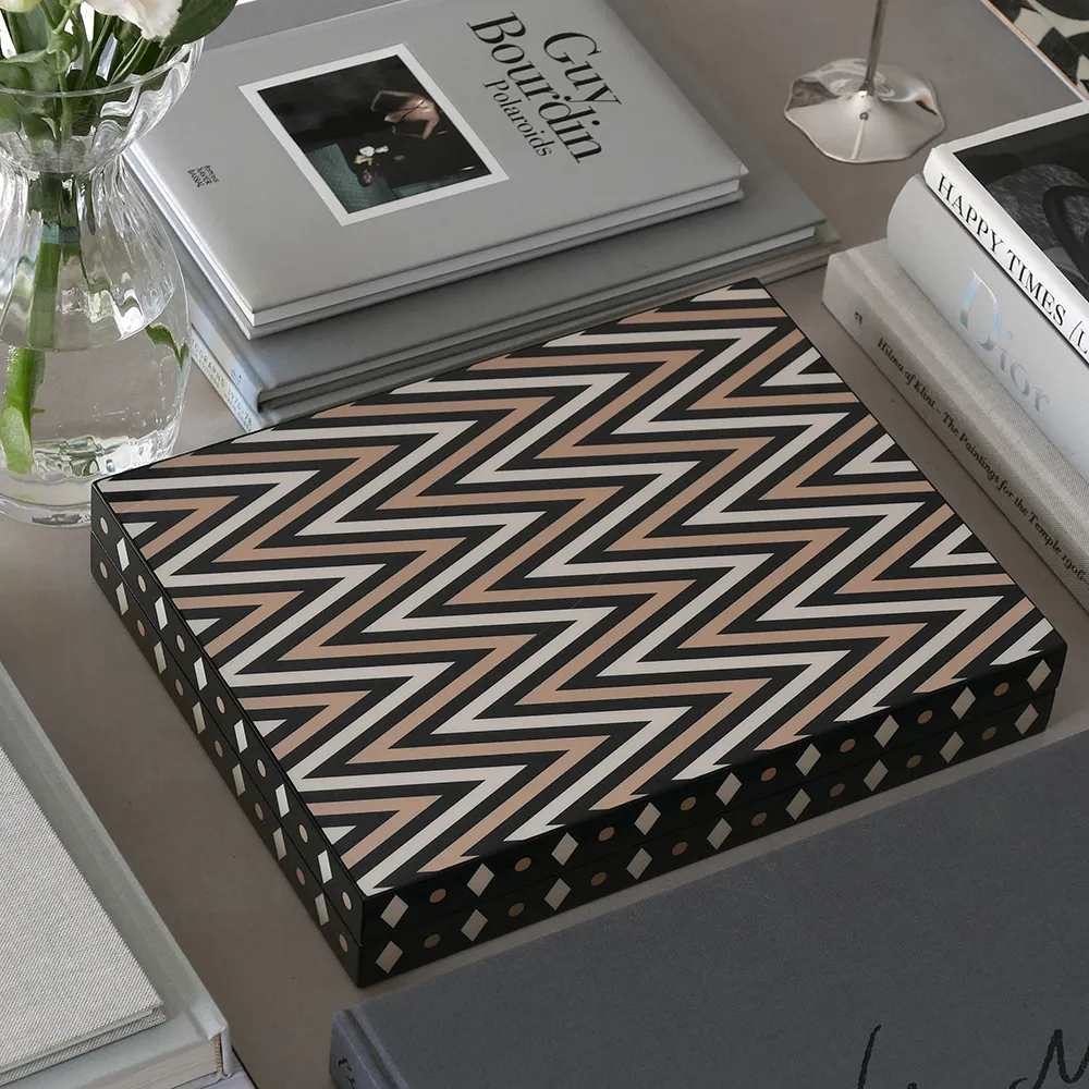 Backgammon Lacquered Black