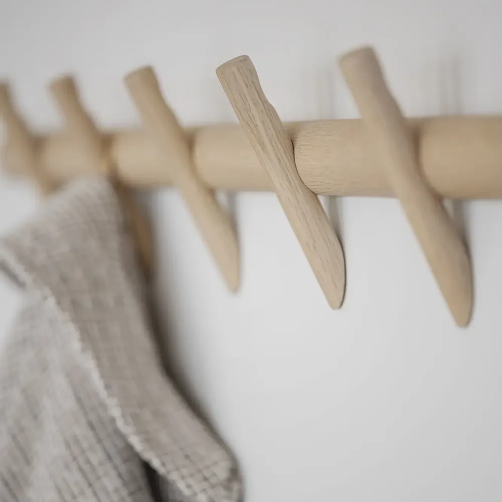 Hillmond hook rack 65 cm white pigmented oak