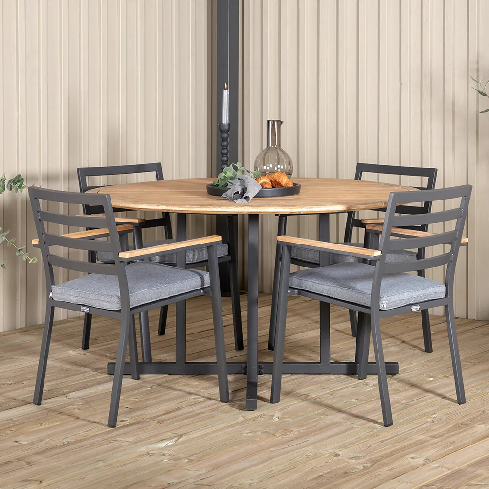 Brasilia Armchair Black