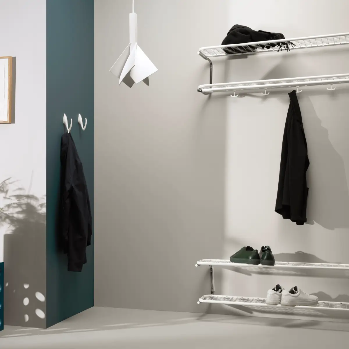 Classic Hat shelf 110 cm White White
