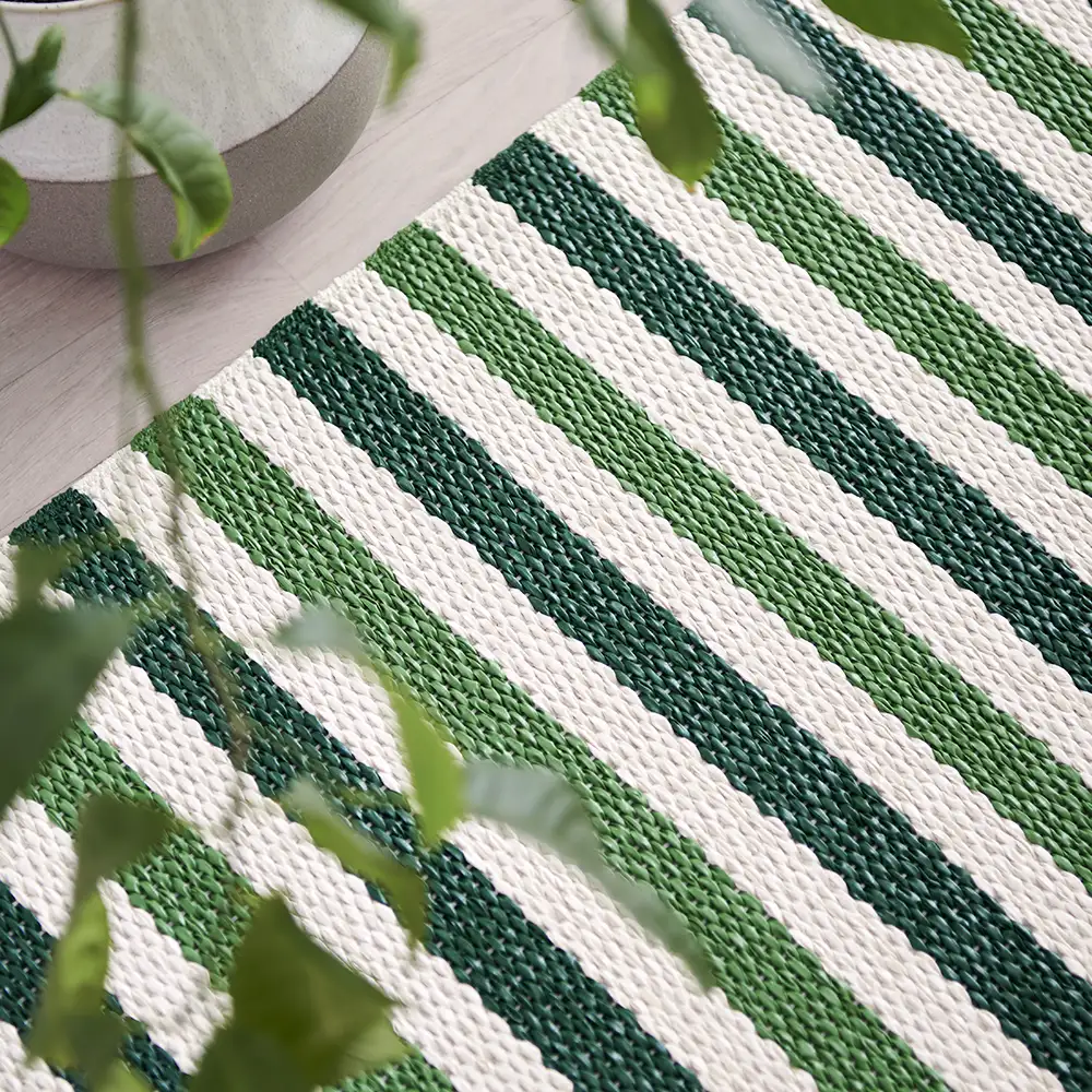 Teo Carpet 140x200 cm Dark Green/Grass Green/Vanilla