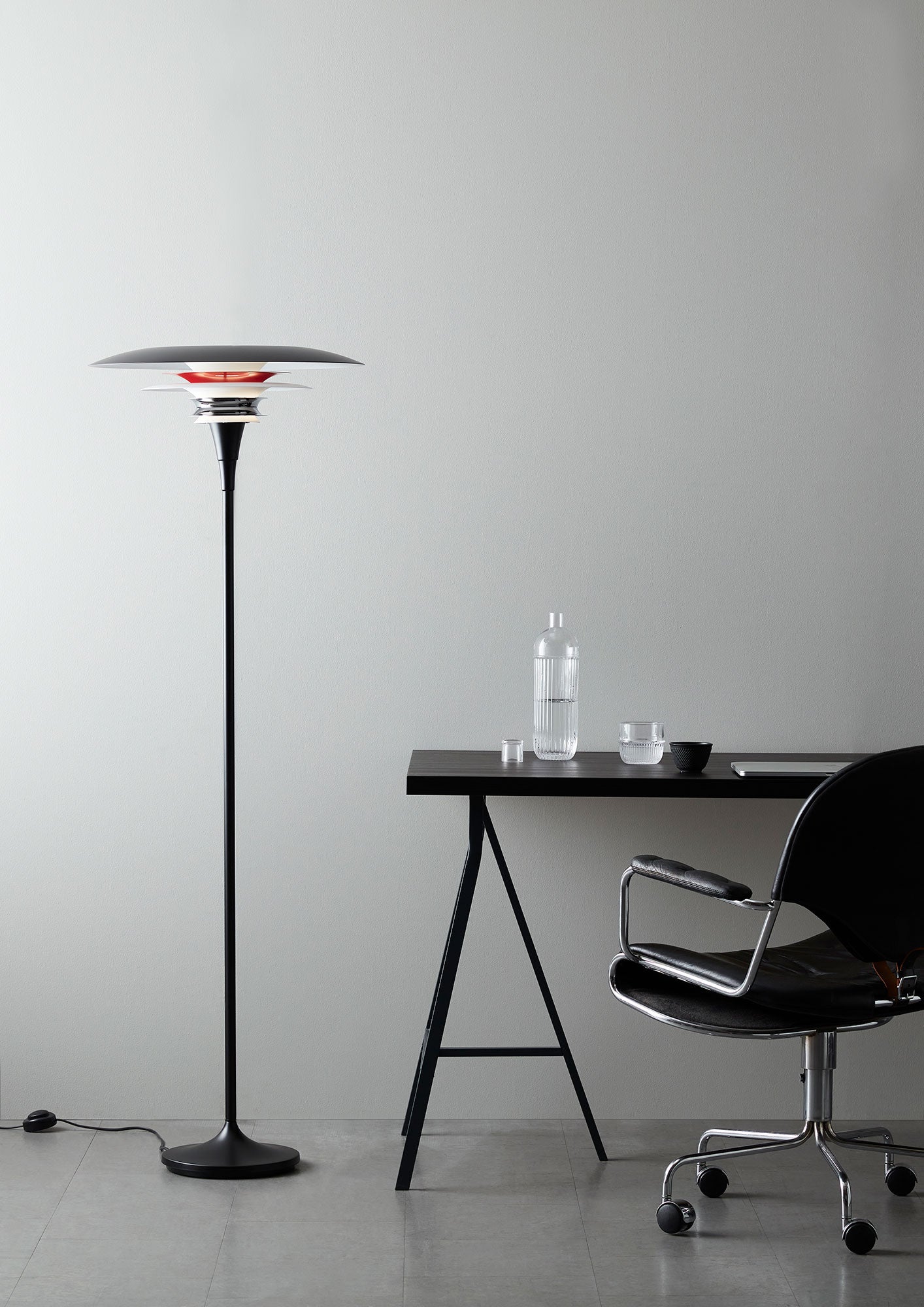 Diablo Floor Lamp D500 Matt Black/White Red E27 Incl Light Source