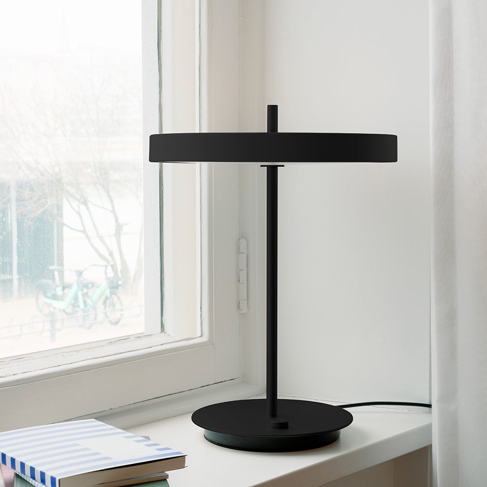 Asteria Table lamp Ø31 cm Black/Black Stem
