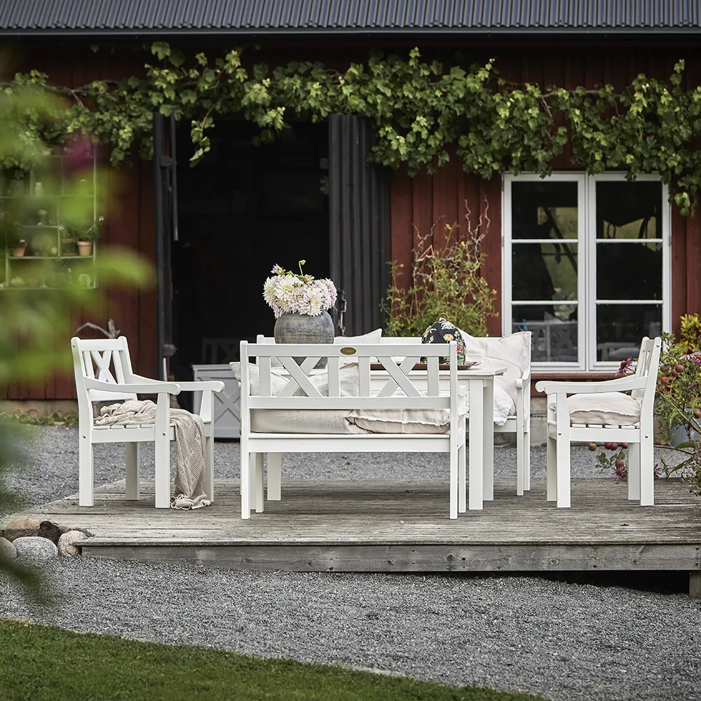Läckö Armchair