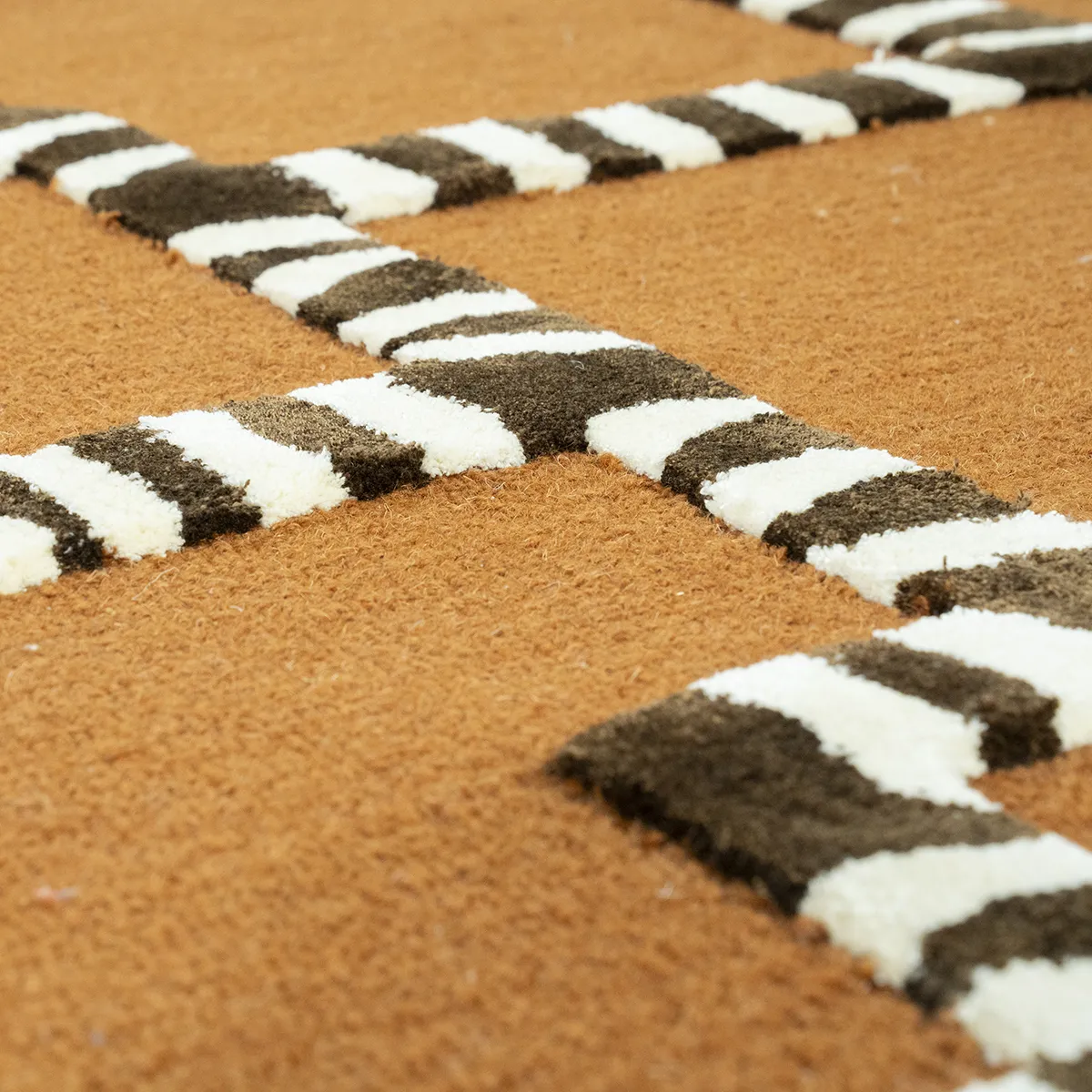 Hand-woven Rug StripeScape 290x190 cm Caramel