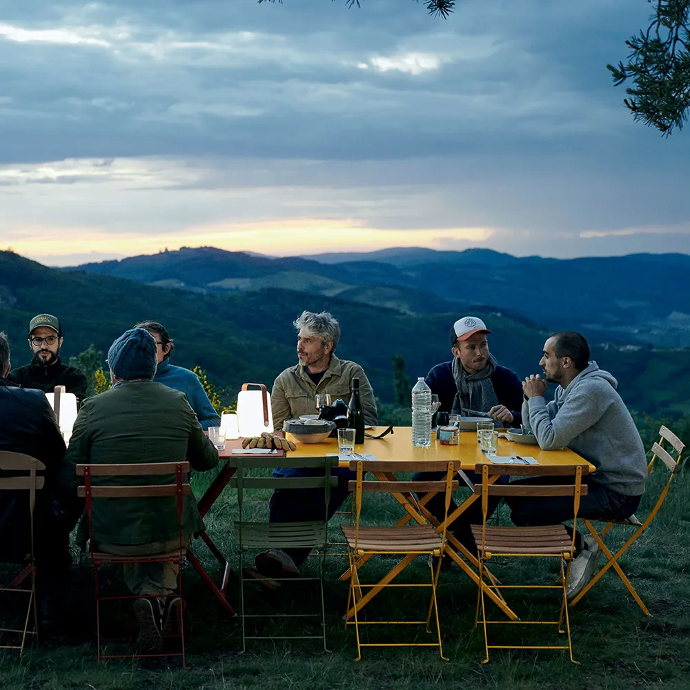 Bistro table 97 x 57 cm Honey