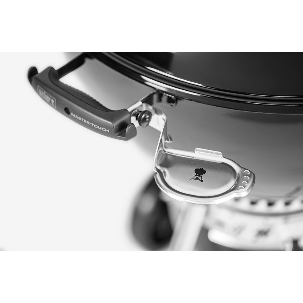 Ice grill holder for briquette grill