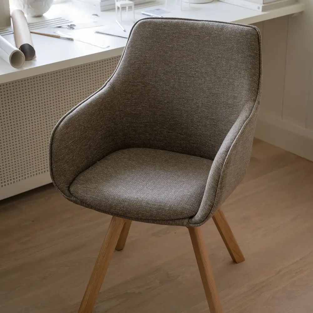 Alison chair with armrests darkbeige fabric/oak legs