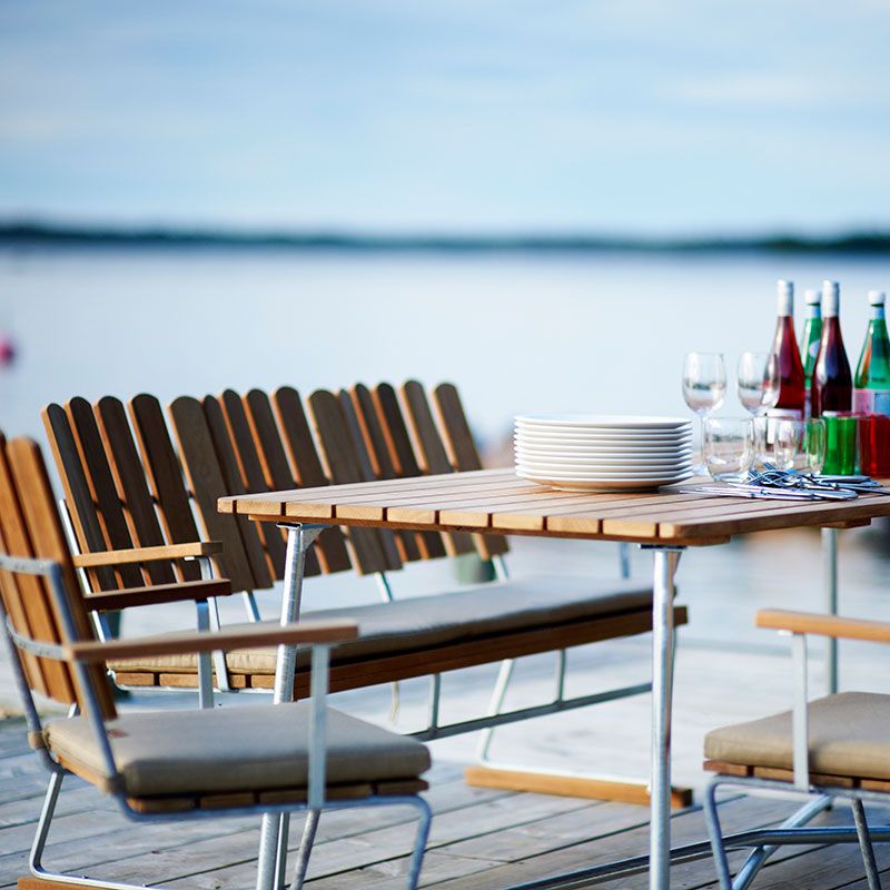 Table 9A 100 Untreated Teak / Hot dip galvanised Frame