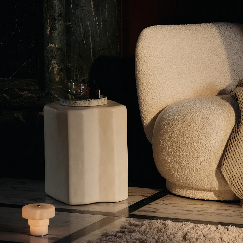 Mouth-Blown Portable Dimmable LED Table Lamp Ripple