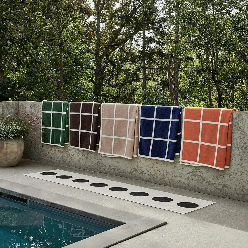 Woven blanket in lambswool Criss Dark Brown