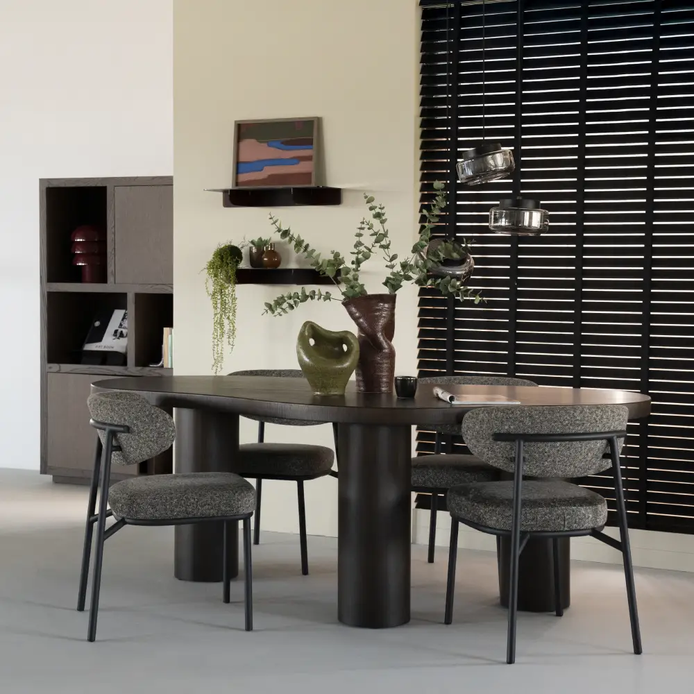 Bobbie Dining table