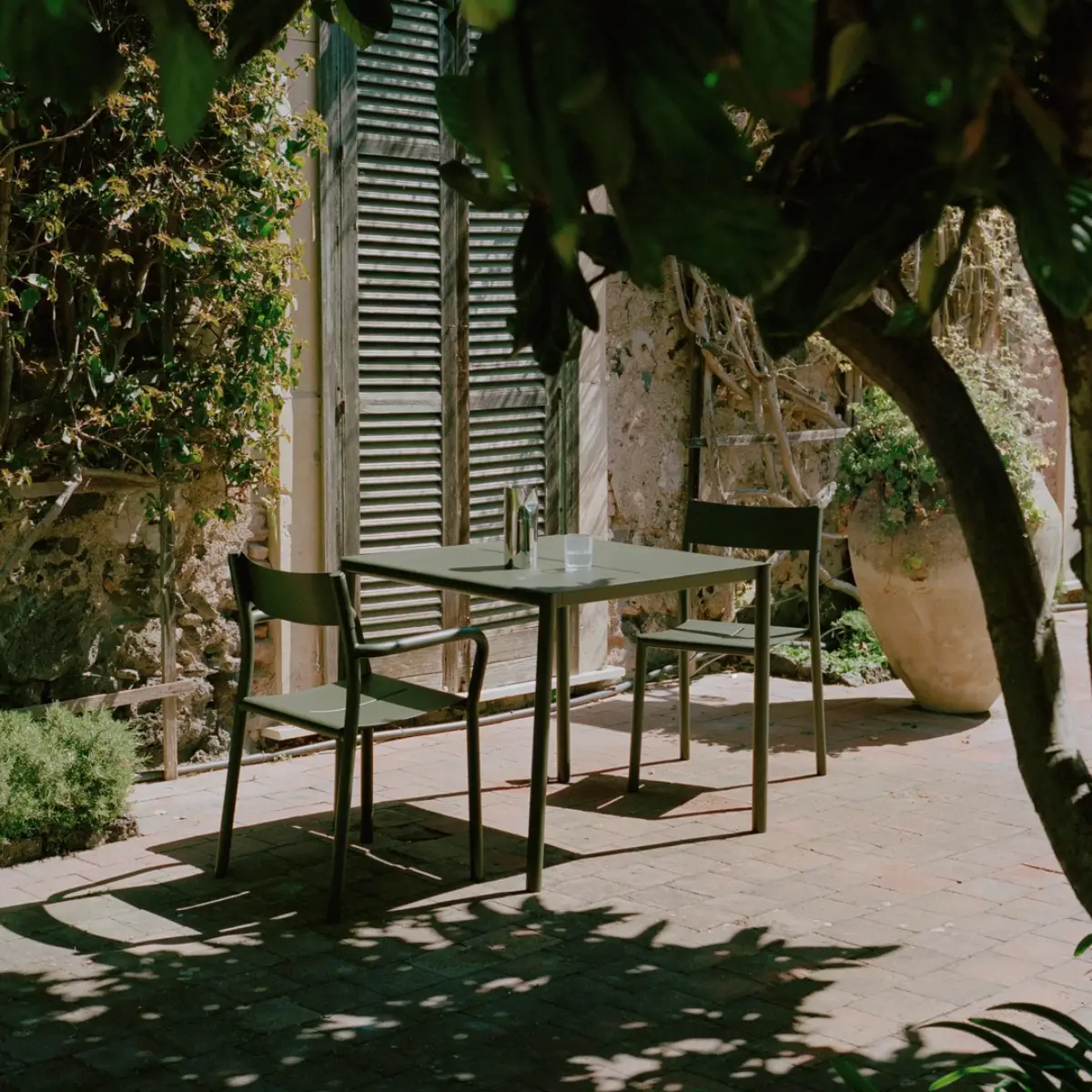 May Outdoor Table 85x85 Dark Green