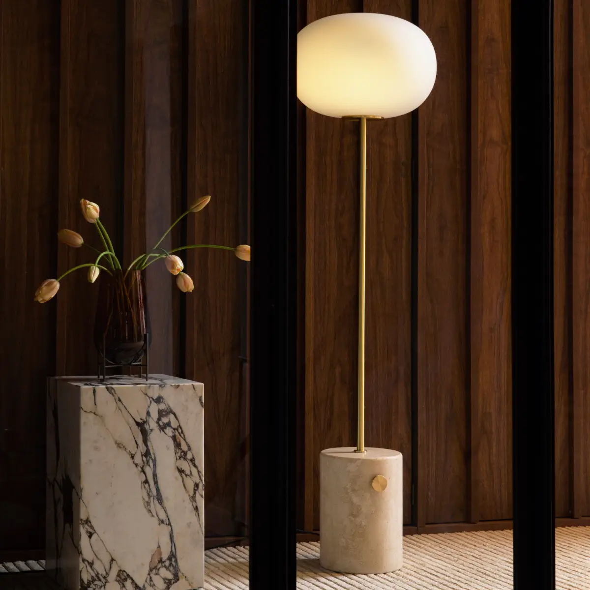JWDA Floor lamp Travertine, Sand/Brass, Brushed