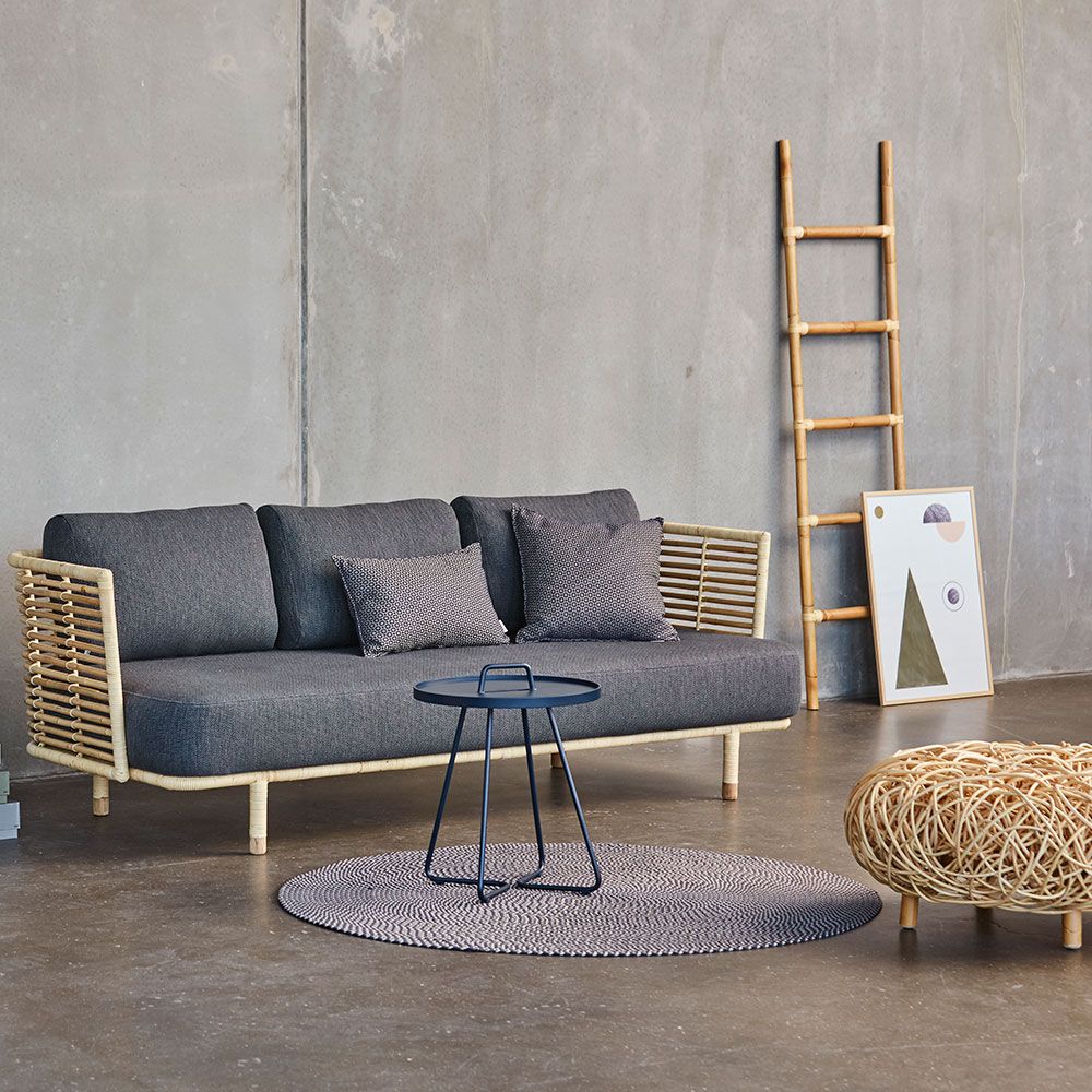 Loop Stool Black Rattan