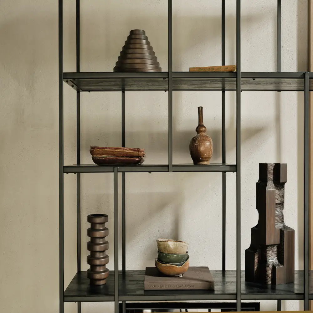  Babylon sculpture varnished mahogany