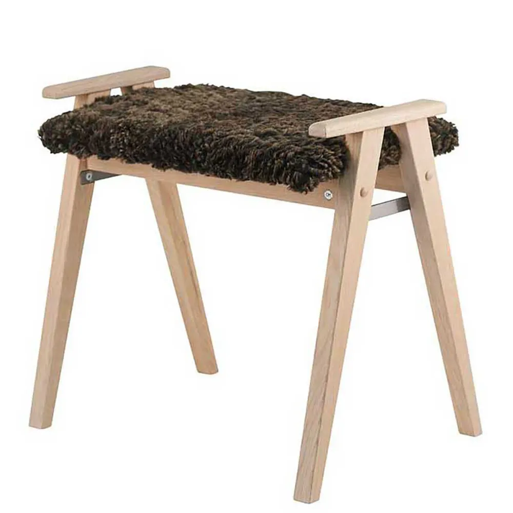 Alme Stool White oiled Oak/Sheepskin brown
