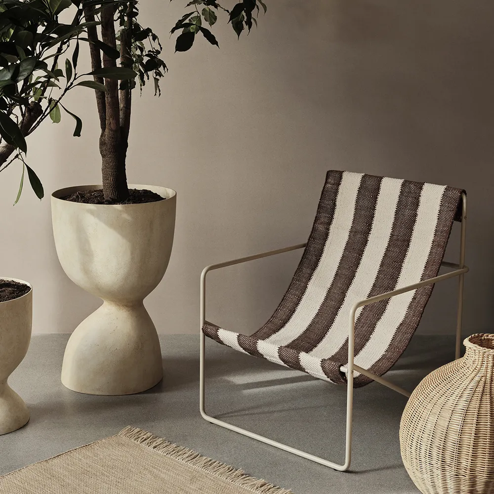 Desert Lounge Chair Black/Off-white/Chocolate