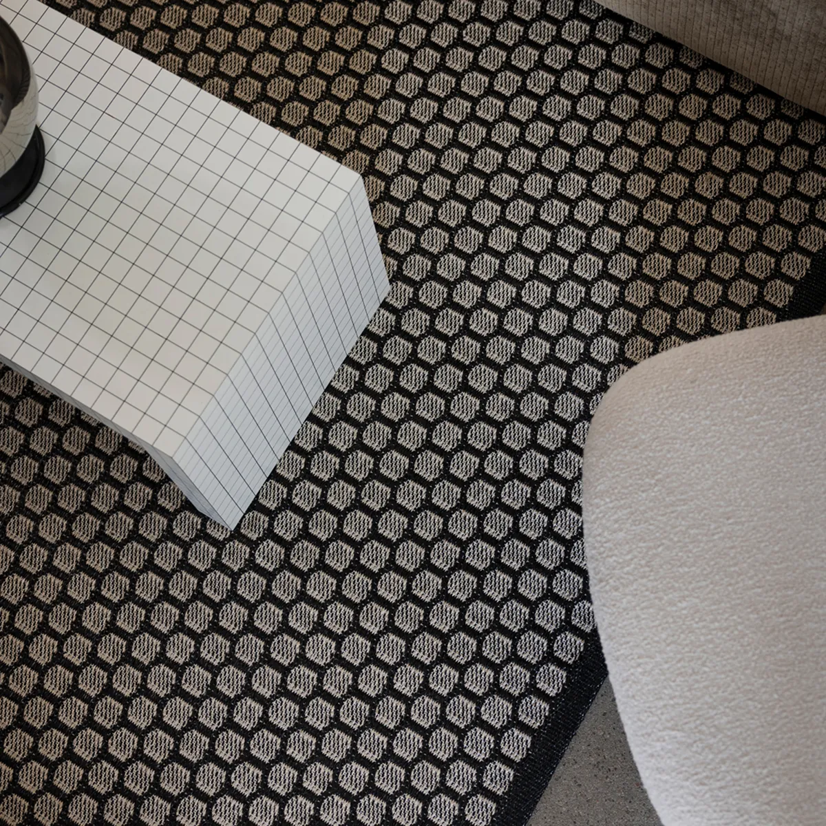Reversible Plastic Rug MIMI Black/Beige 70x180 cm