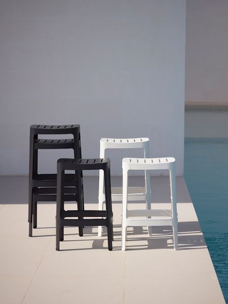 Cut Barstool Height 76cm Black