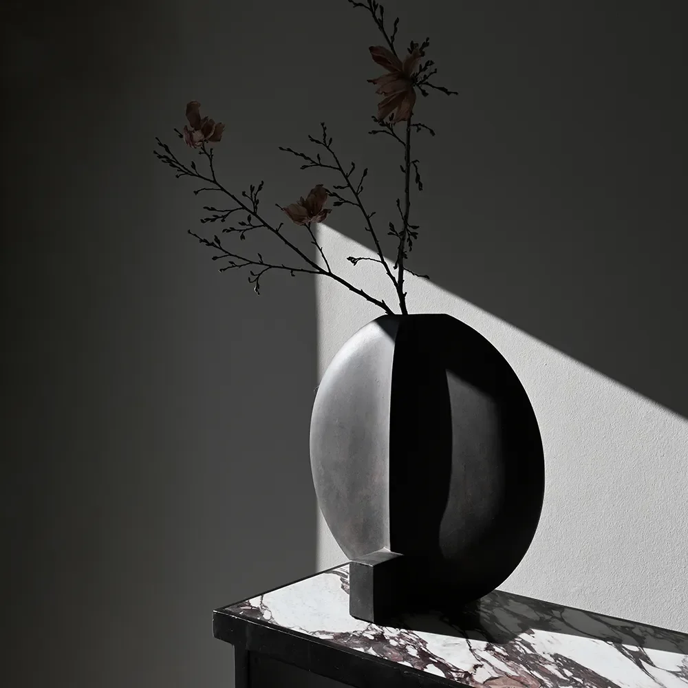 Arc Console - Calacatta