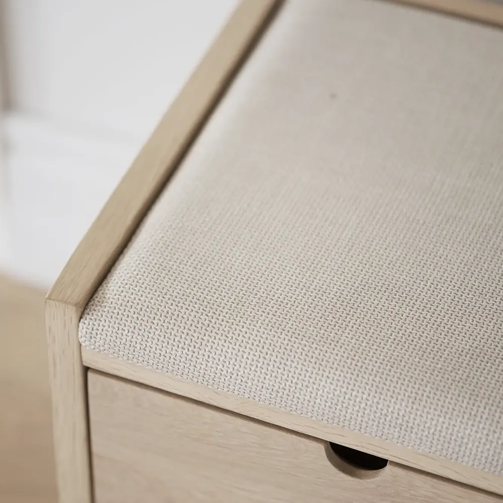 Hillmond storage bench 80 cm white pigmented oak/beige fabric