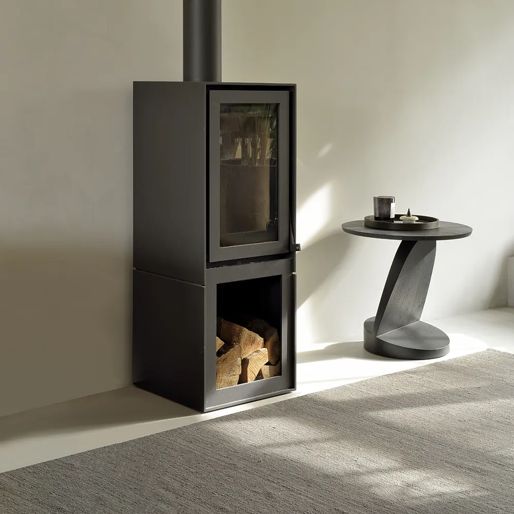 Oblic Side Table Black lacquered teak