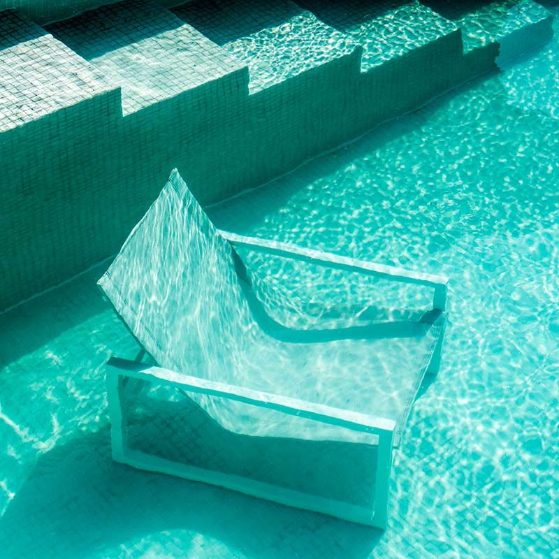 Vevi armchair white/white