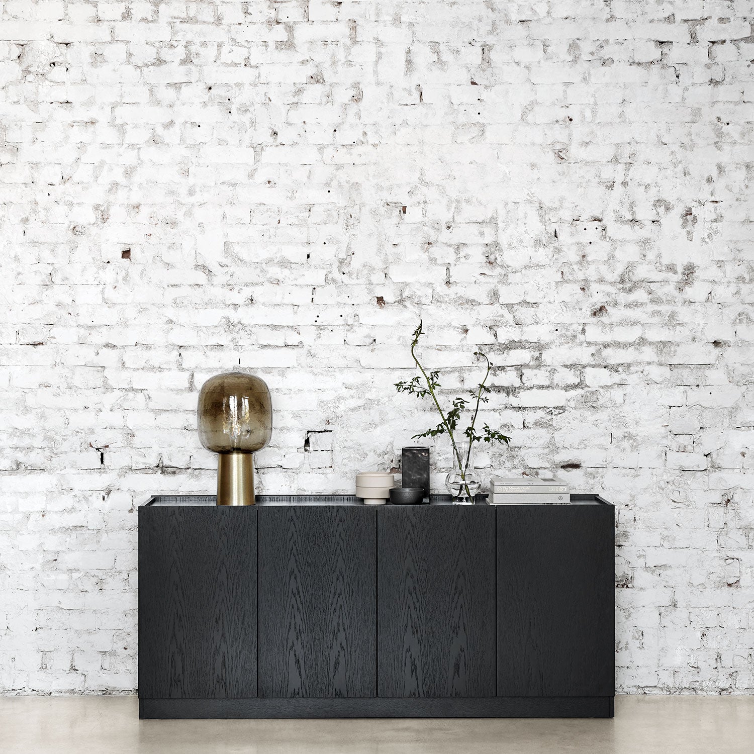 Sm404 Sideboard Walnut Lacquer 169X43X68cm